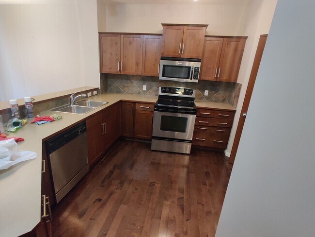 Photo - 151 Aspen Hills Close SW