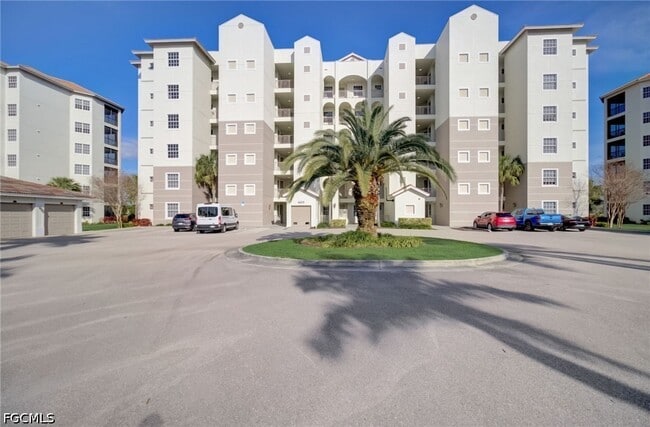 Building Photo - 4471 Dalmahoy Court Unit 101