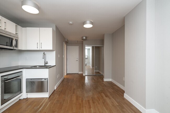 Photo - 730 St Clarens Ave Unit 1507A