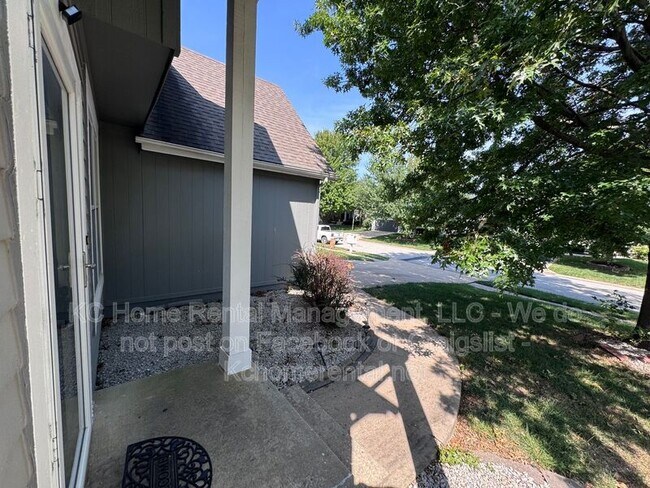 Photo - 2619 W Centre St