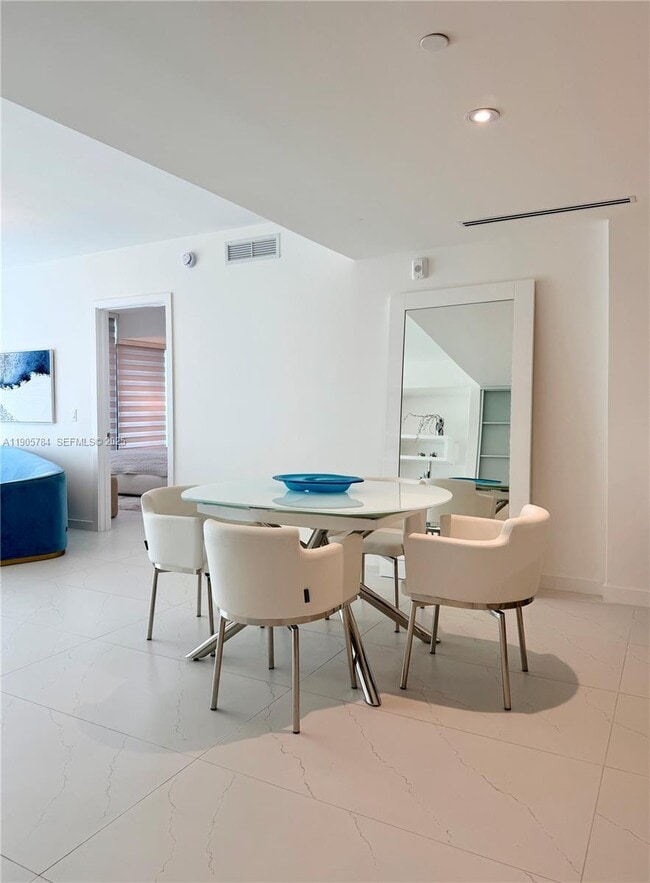 9901 W Bay Harbor Dr Unit 505
