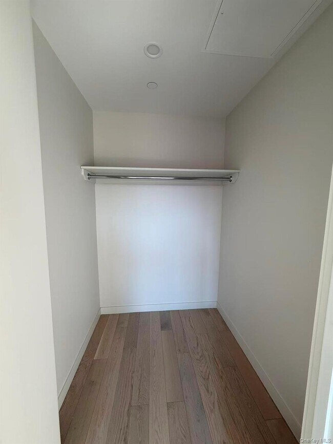 Photo - 131-02B 40th Rd Unidad 7R