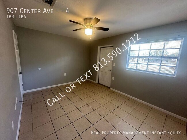 Photo - 907 Center Ave Unit 4