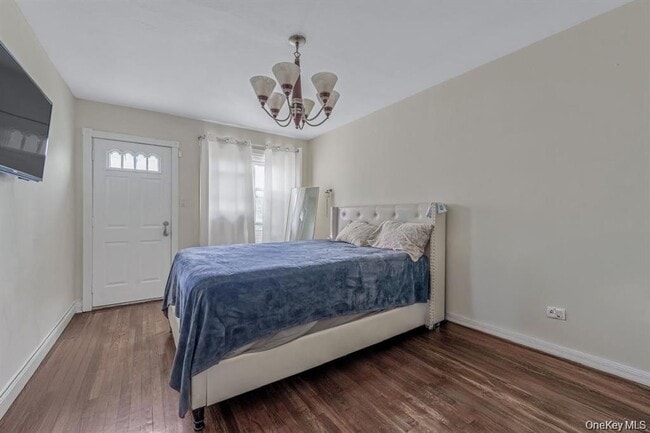 Photo - 10406 Avenue L