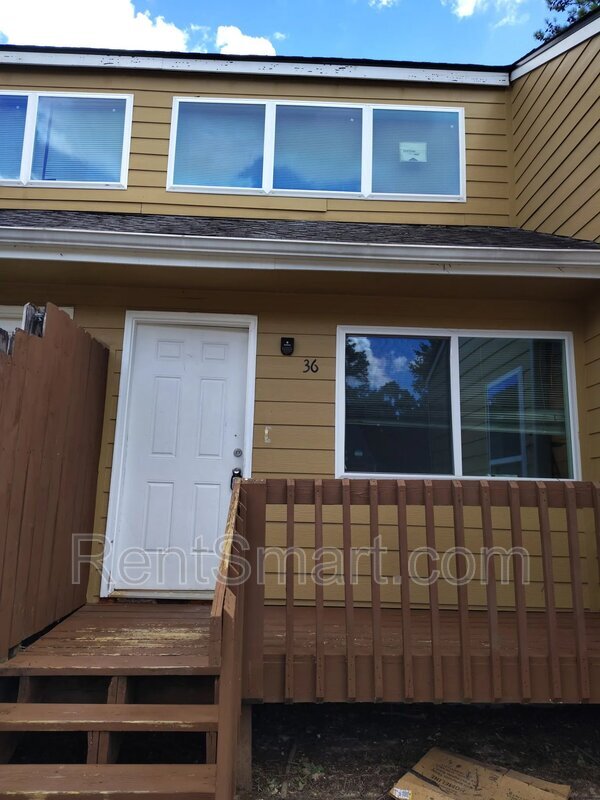 Building Photo - 36 Sandalwood Cir Rental