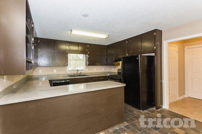 Photo - 2965 Windcrest Dr