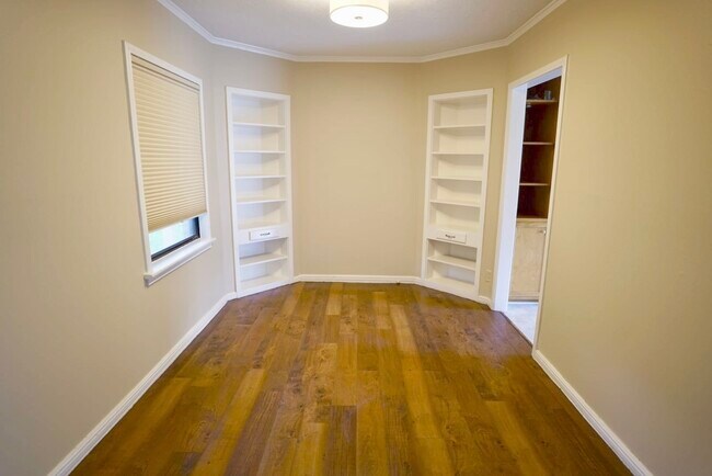 Photo - 3309 Lawrence St