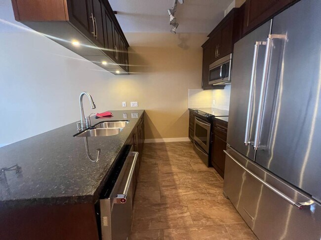 Photo - 11887 Burnett St Unit 214