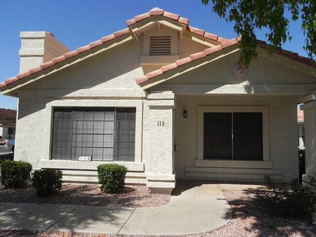 Photo - 1120 N Val Vista Dr