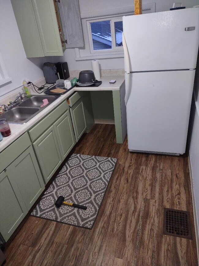 Photo - 859 Stewart St Unidad lower