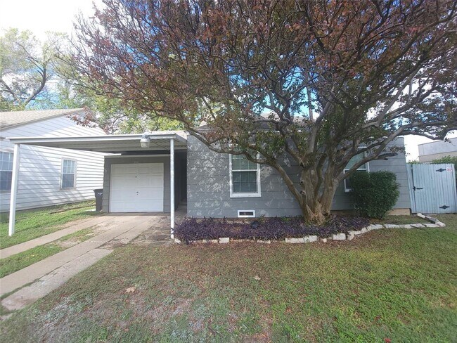 Photo - 3916 Locke Ave