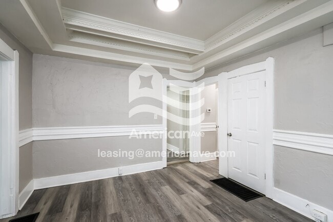 Photo - 2123 W Lee St