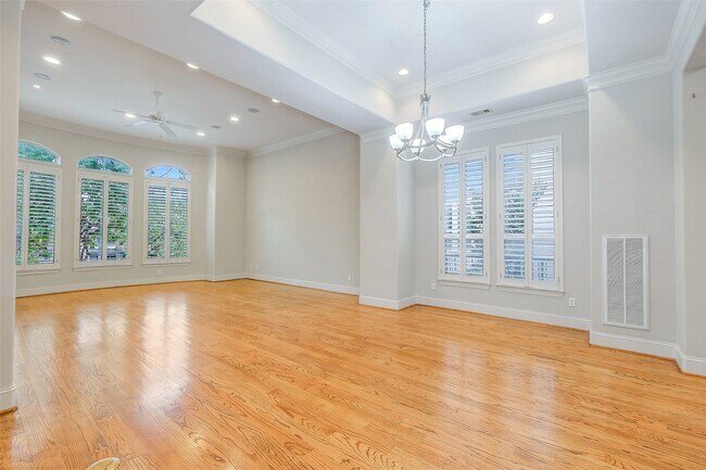 Photo - 2301 Park St