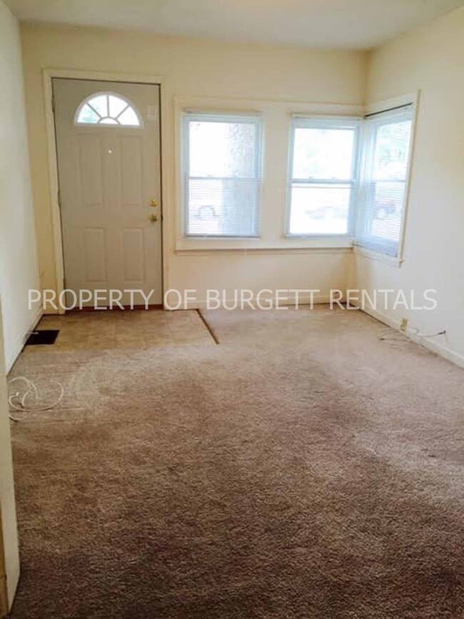 Photo - 220 N Salisbury St Unit 220.5