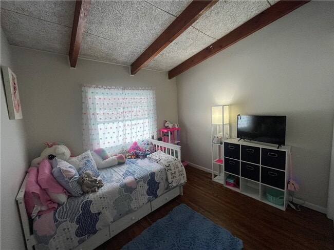 Photo - 4292 Clover St