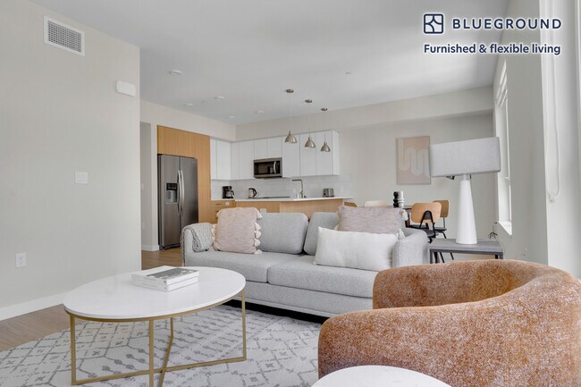 Photo - 490 W McKinley Ave Unidad FL4-ID1000