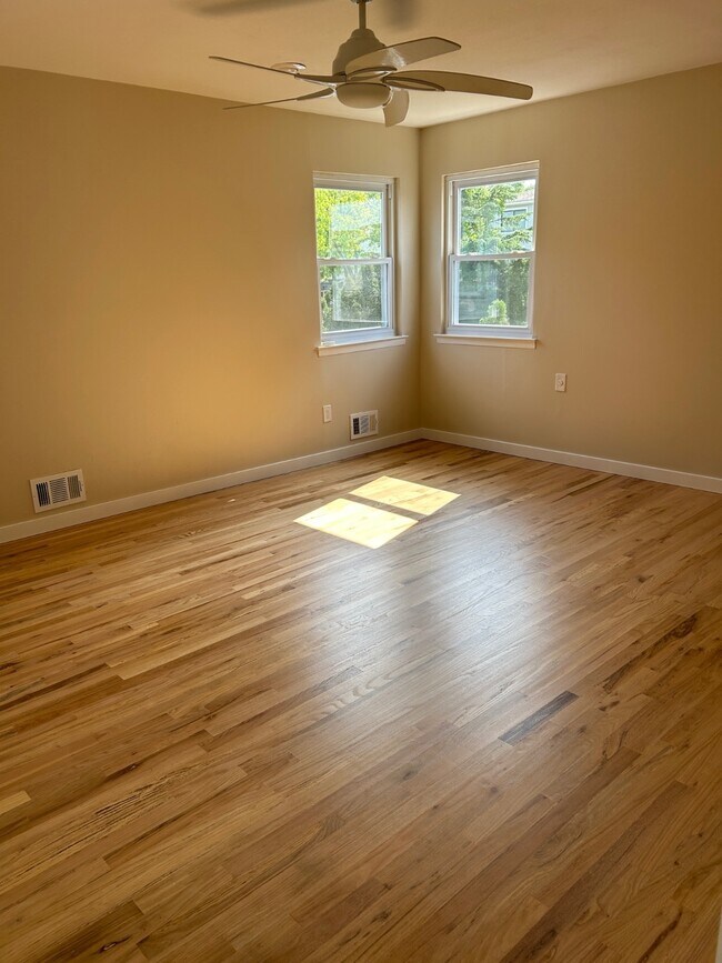 190 Woehrle Ave Rental House Rental in Staten Island, NY