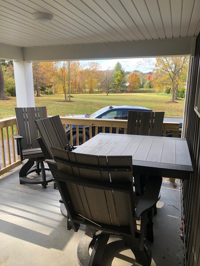 Photo - 612 S Cleveland Massillon Rd