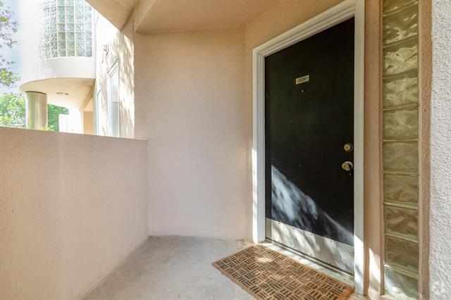Building Photo - 4040 Avondale Ave Unit 209 Rental