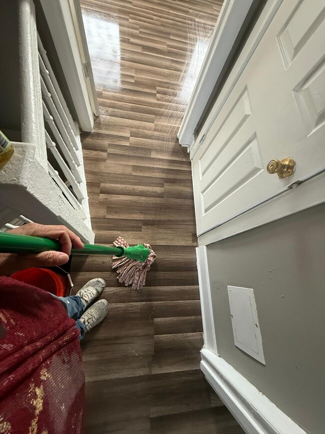 Photo - 660 N Yewdall St