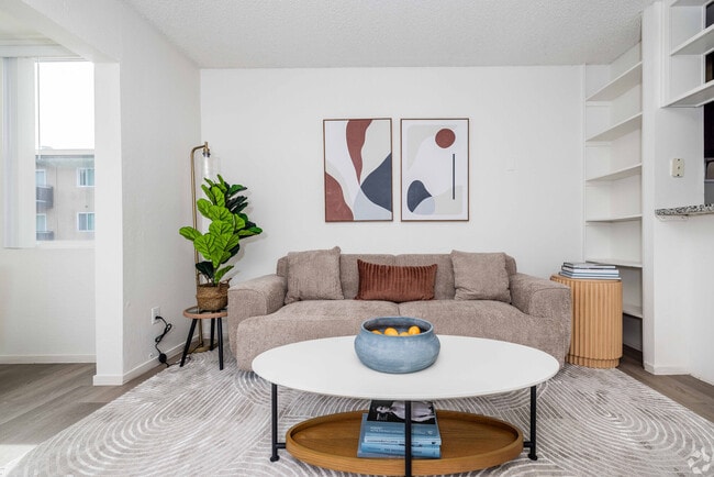 Photo - Westridge at Hilltop Apartments