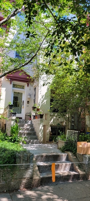 Photo - 1745 Kilbourne Pl NW Unidad 2