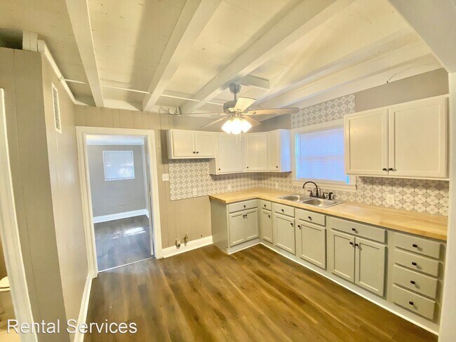 Photo - 4 br, 1.5 bath House - 2040 Kingsley