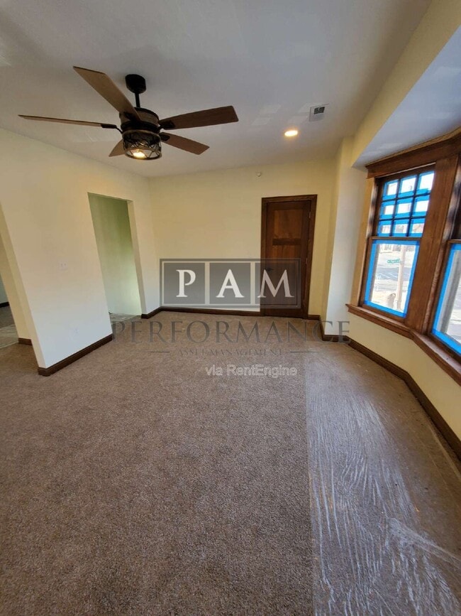 Photo - 5525 W North Ave Unit A