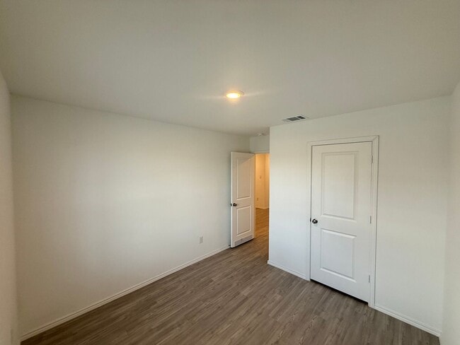Photo - Charming 4-Bedroom Home Available for Rent!  Bulverde Area