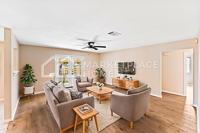 Photo - 1804 Easton Dr