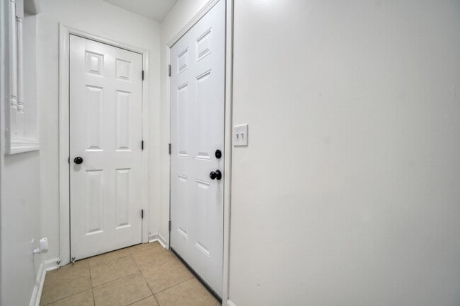 Photo - 1732 Talmadge Rd