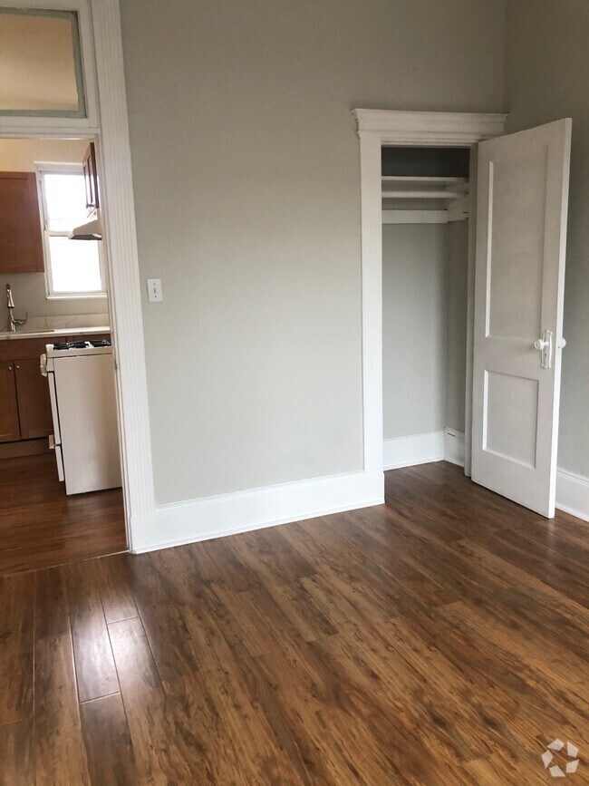 Building Photo - 51 Hemenway St Unit 10 Rental