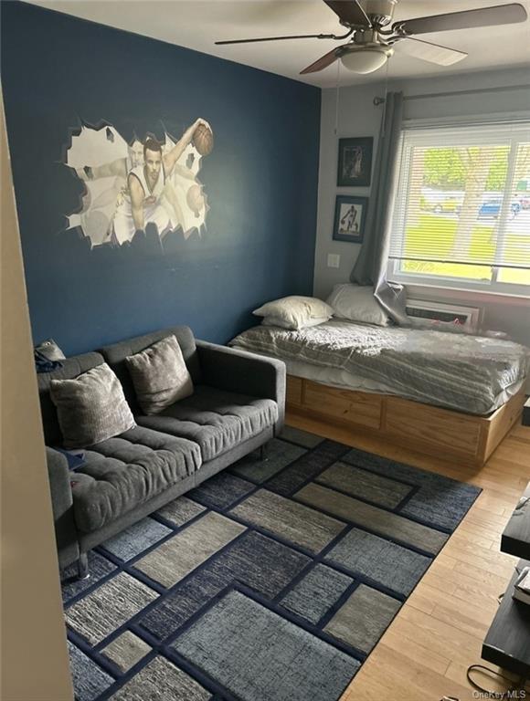 Photo - 204 Old Country Rd