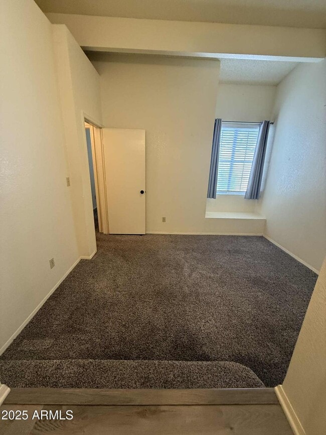 Photo - 510 N Alma School Rd