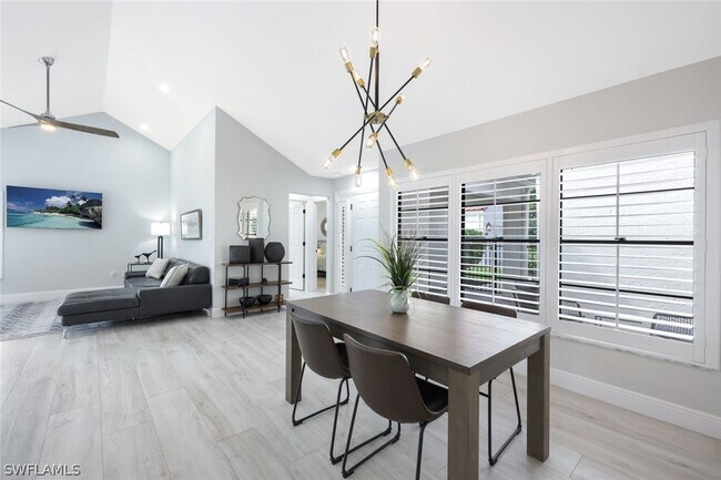 Photo - 714 Reef Point Cir