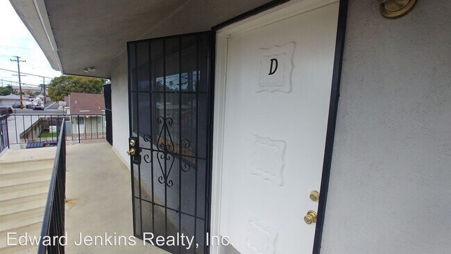 Photo - 12717 Cranbrook Ave