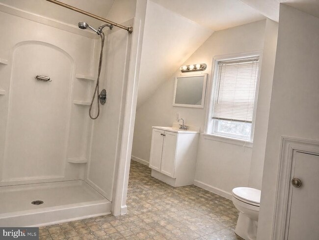 Photo - 808 Delaware Ave