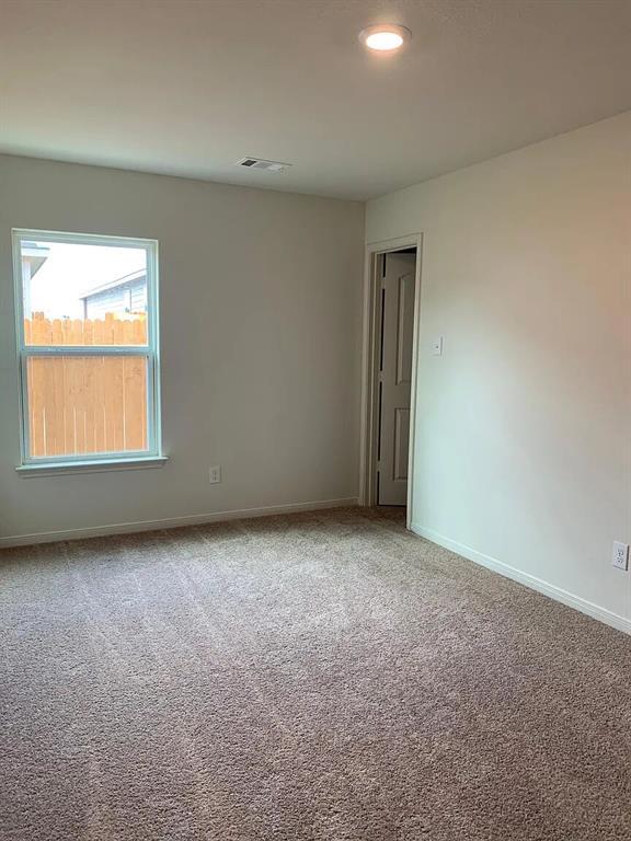 Photo - 108 Allington Cir