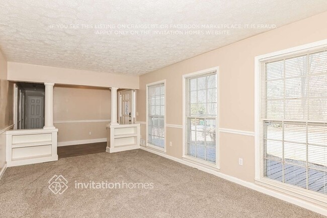 Photo - 247 Sandra Dr NW