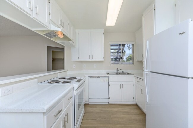 Photo - Valley Breeze Apartments
