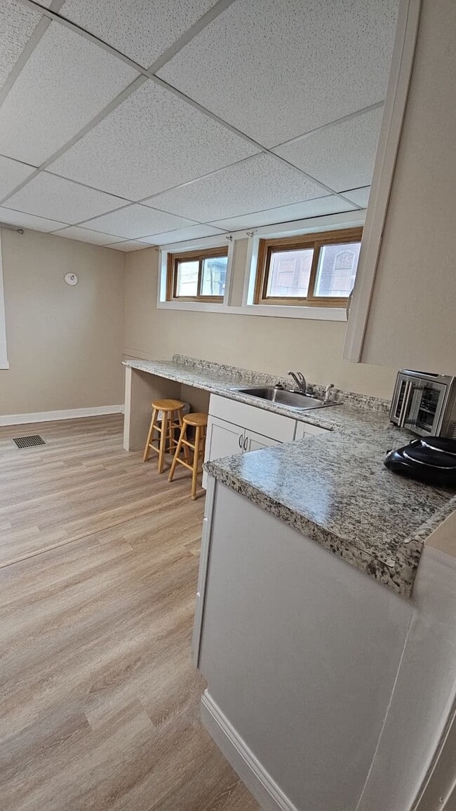 Photo - 126 Branch St