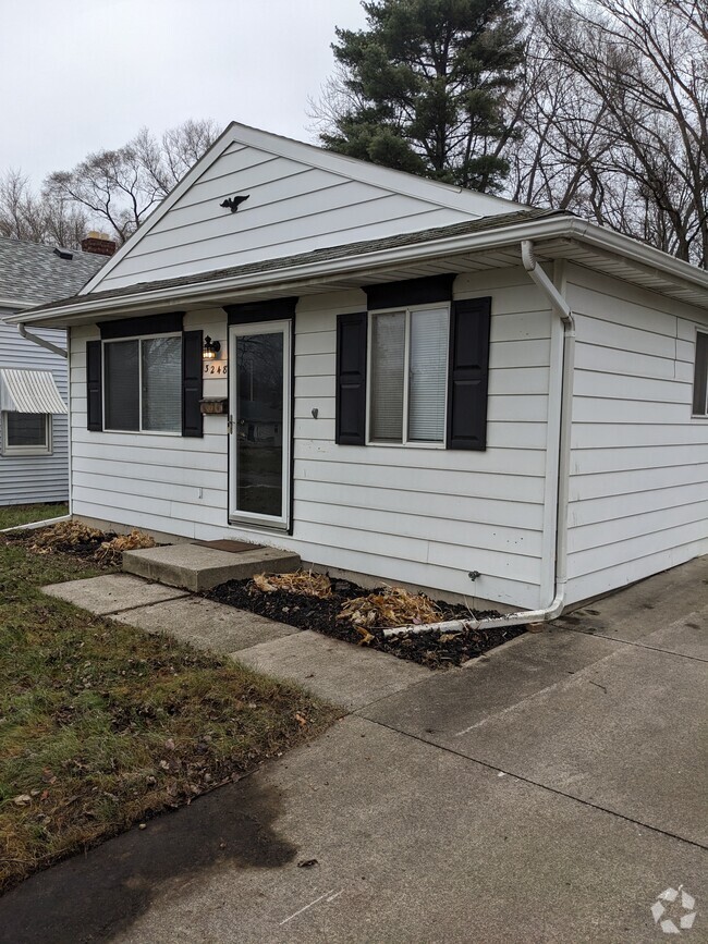 Building Photo - 3248 Meadowbrook Ct Rental