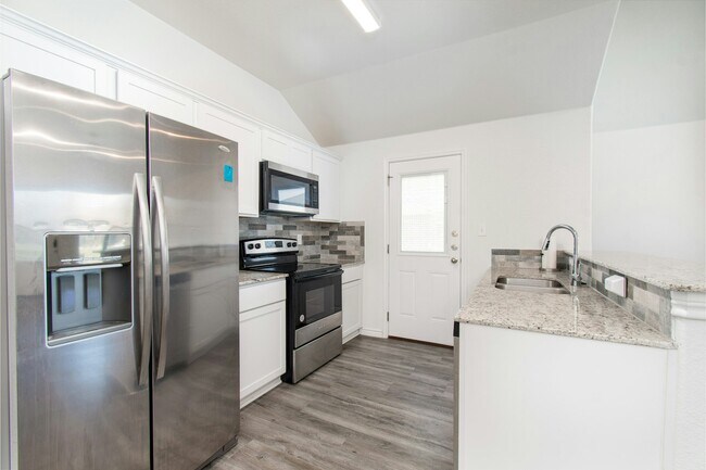 Photo - 527 Lost Trl