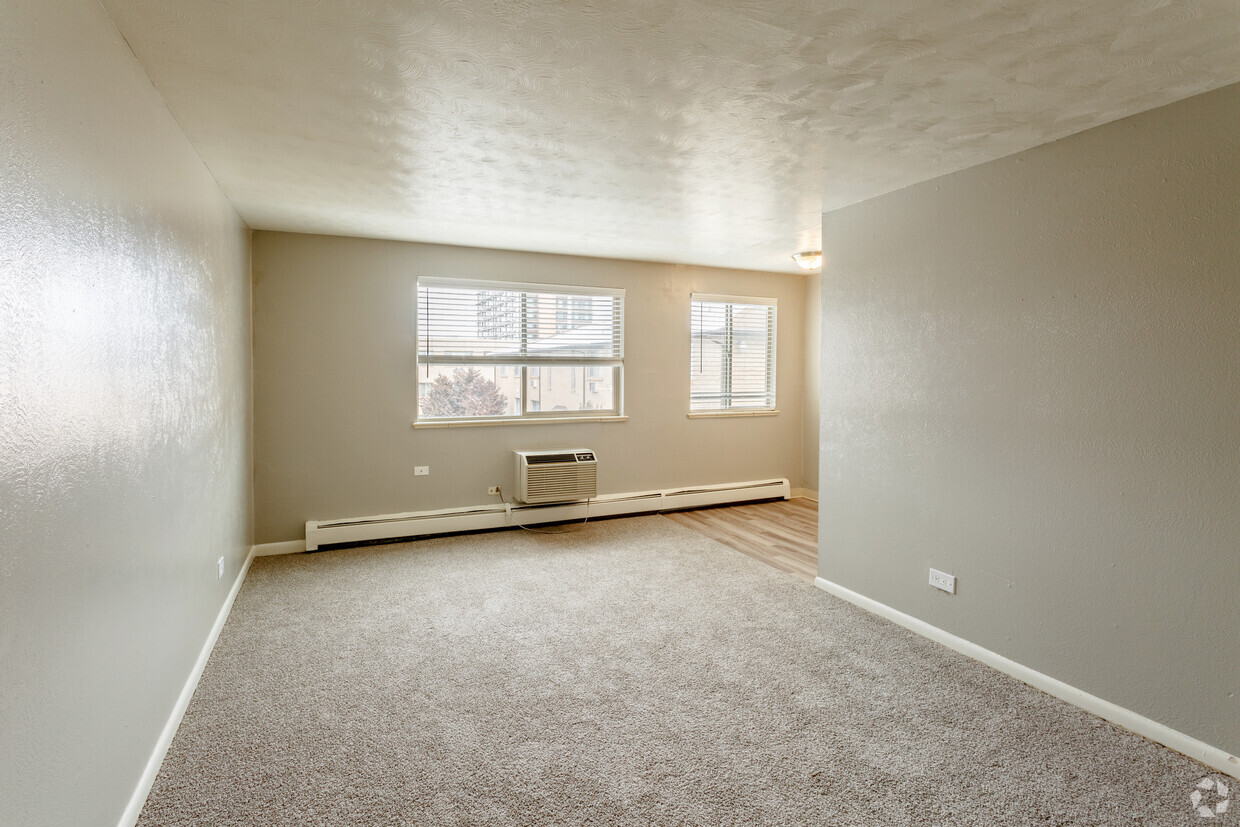 Floor Plan - Studio