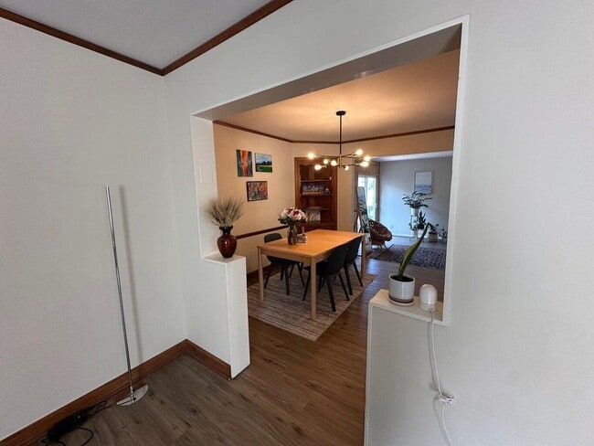 Photo - 5100 N Idlewild Ave