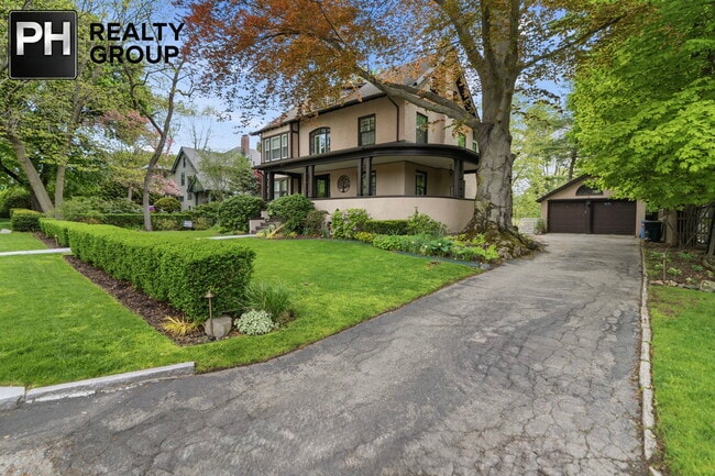 Photo - 21 Clover St