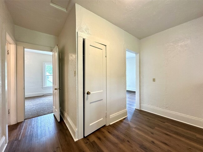 Photo - 336 Meadville St