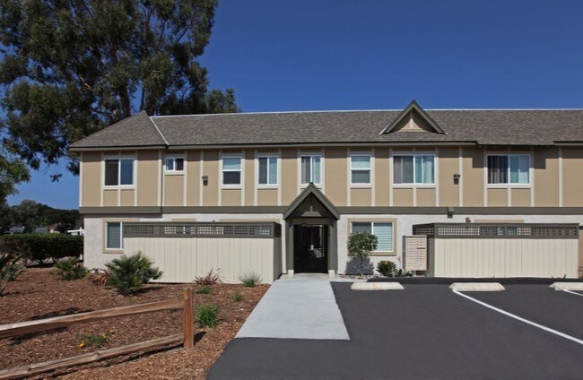Photo - Leucadia Shores Apartments