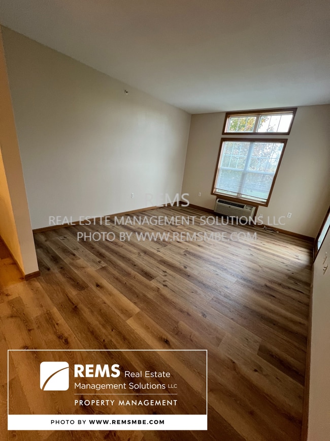 Photo - 33 Grand Canyon Dr