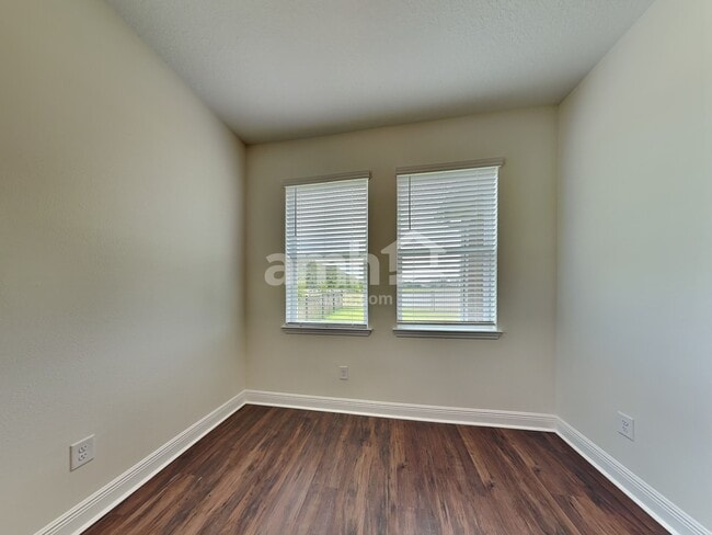 14511 Cedar ml dr